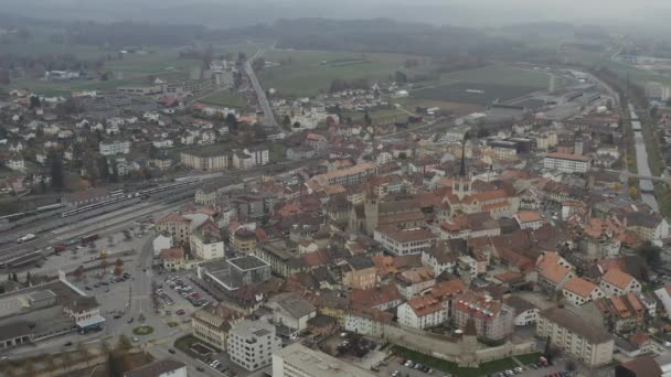 Pemandangan Udara Kota Payerne Pegunungan Alpen Swiss — Stok Video