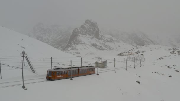 Drohnenaufnahmen Der Kult Zahnradbahn Gornergrat Skigebiet Zermatt Den Walliser Alpen — Stockvideo