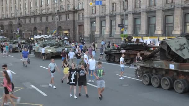 Kyiv Ukraine Aug 2022 Destroyed Russian Military Equipment Center Kyiv — 图库视频影像