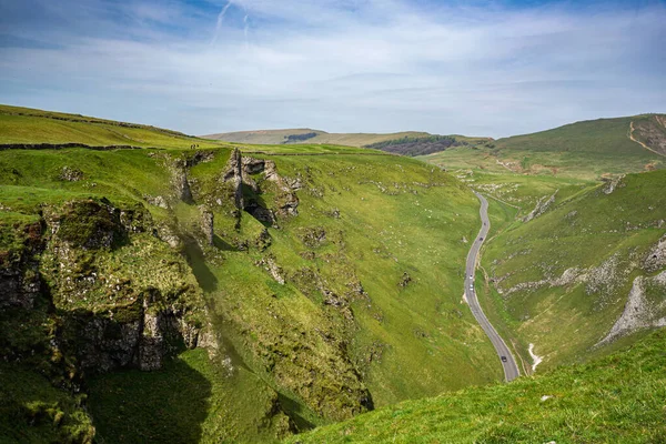 İngiltere 'de Peak District Ulusal Parkı' nda Kazananlar Geçidi, Nisan 2022.