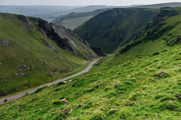 温纳茨通过英格兰山顶区国家公园 2022年4月 — 图库照片