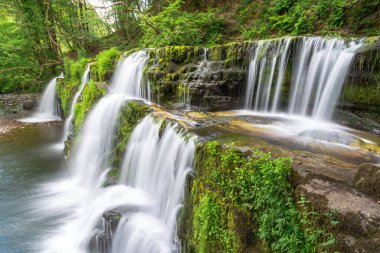İngiltere 'deki Ulusal Park' taki Şelaleler Brecon Beacons 2022.