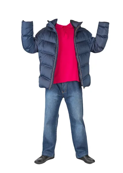 Dunkelblaue Jeans Rotes Shirt Mit Kragen Knöpfen Dunkelblaue Daunenjacke Mit — Stockfoto