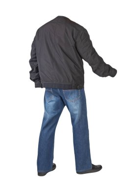 Koyu mavi kot, siyah deri ayakkabılar, beyaz arka planda siyah ceket. Sıradan stil