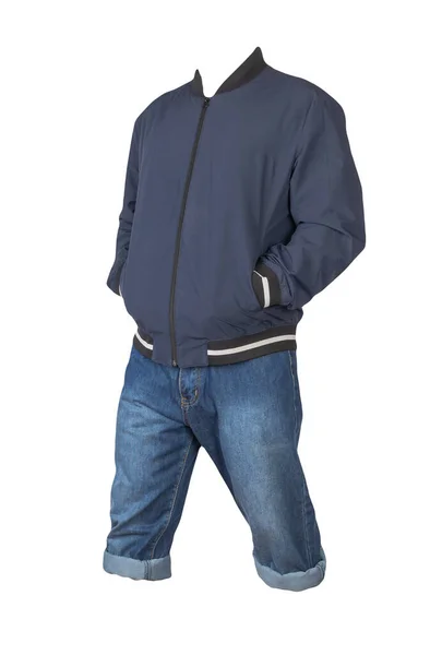 斜纹棉布深蓝色短裤和深蓝色炸弹夹克与拉链隔离在白色背景 男式牛仔裤 — 图库照片
