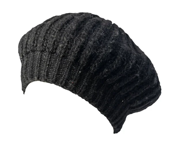 黒の編んだメスベレー帽は白地に隔離された 秋のアクセサリー — ストック写真
