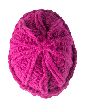 Beyaz arka planda yalıtılmış kırmızı kadın şapkası. Sıcak kış aksesuarı