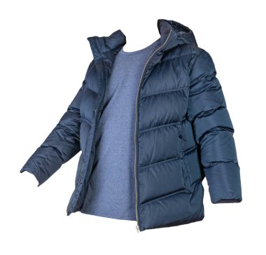 Koyu mavi ceketli ve beyaz arka planda yeşil tişörtlü erkekler. modaya uygun günlük kıyafetler.