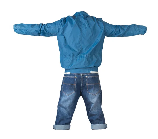斜纹棉布深蓝色短裤和蓝色风衣与拉链隔离在白色背景 男式牛仔裤 — 图库照片