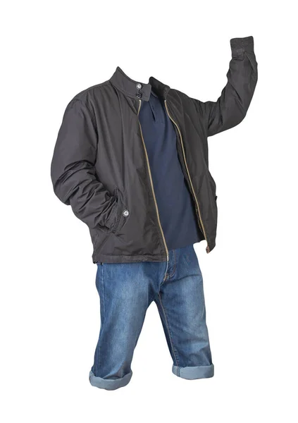 デニムダークブルーのショートパンツ ボタンに襟付きのダークブルーのTシャツ 白い背景に隔離されたジッパーに黒のジャケット — ストック写真