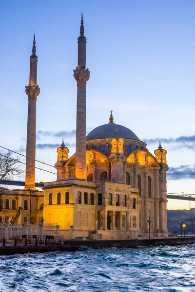 Vackert Istanbullandskap Soluppgång Nära Bosporen Bron Alias Juli Martyrs Bridge — Stockfoto