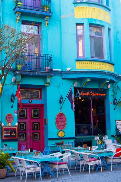 Istanbul Turkey May 2019 이스탄불 술타나흐 대부분의 관광지에 색깔의 카페에 로열티 프리 스톡 사진