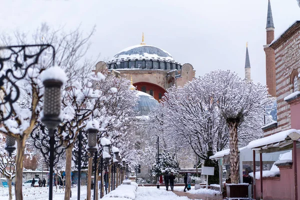 Istanbul Turkey Januari 2022 Hagia Sophia Vintern Med Snö — Stockfoto