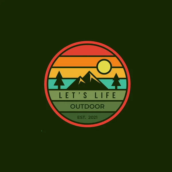 Berg Clip Outdoor Abenteuer Logo Aufkleber Symbol Vorlage Vektor Illustration — Stockvektor