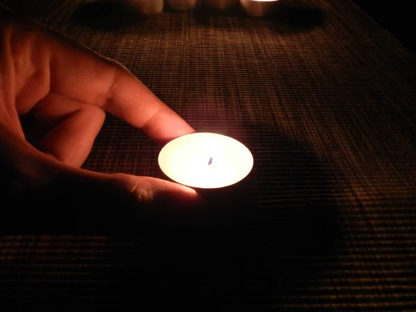 Burning Candles Dark Room Tealight Flames Light Darkness — Stock Photo, Image
