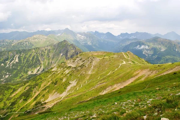 Beautiful Mountain Landscape Trail Leading Tatra National Park — Φωτογραφία Αρχείου