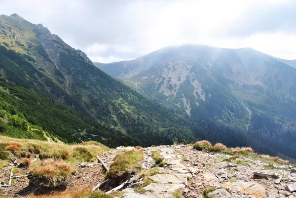 Beautiful Mountain Landscape Trail Leading Tatra National Park — Fotografia de Stock