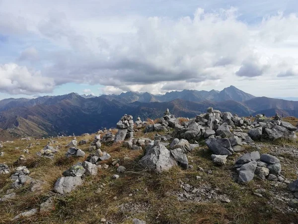 Beau Paysage Montagne Sentier Qui Traverse Parc National Des Tatra — Photo