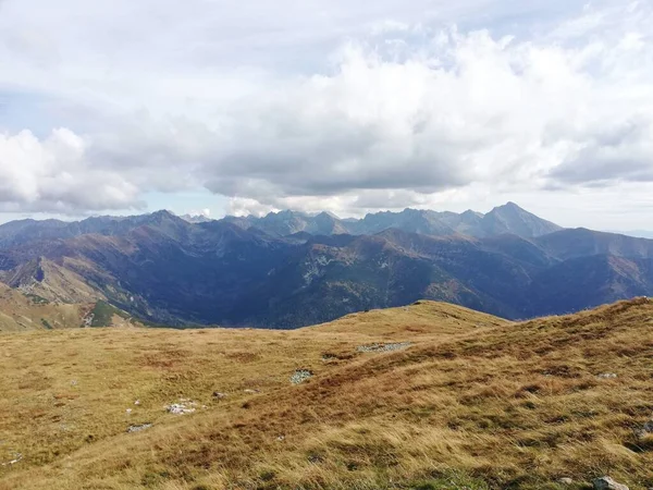 Beautiful Mountain Landscape Trail Leading Tatra National Park — Zdjęcie stockowe