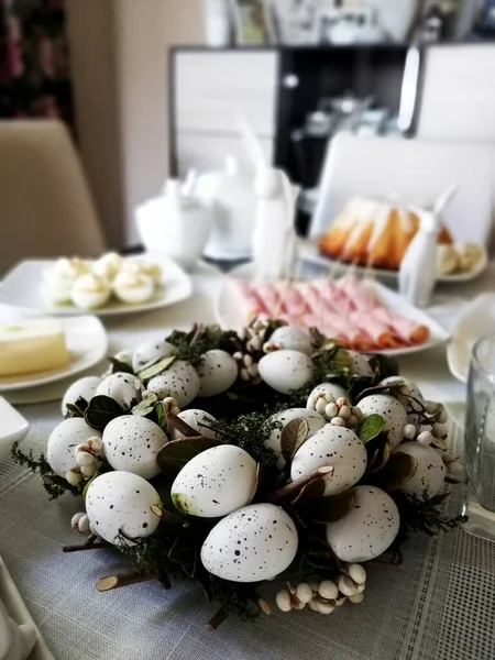 Easter Breakfast Table Packed Food Decoration Center Table — 图库照片