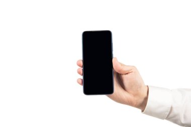 Beyaz arkaplanda izole edilmiş ekran kopya alanı olan el kameralı akıllı telefon, reklam