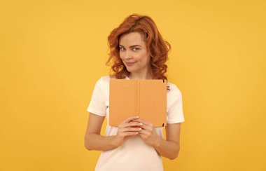 Özel öğretmen planlamacı. Kitap aşığı. Okula dönüyorum. eğitim ve bilgi.