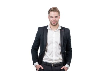 Adam kıdemsiz yönetici. İşletme müdürü beyazla izole edilmiş. Ciddi profesyonel bir adam.