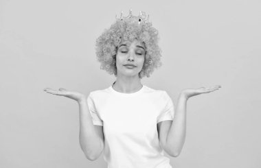 Bir seçim yapmak. Ürün sunumu. 1 Nisan şakası. Kibirli olmak. Kızlar doğum günü partisi.