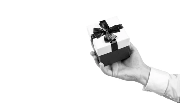 Κουτί δώρου στο χέρι απομονώνονται σε λευκό φόντο, ημέρα πυγμαχίας — Φωτογραφία Αρχείου