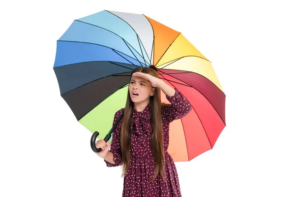 Queda acessório de moda. menina adolescente elegante. criança confuso segurar guarda-sol colorido. — Fotografia de Stock