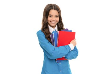 Ödevleri olan neşeli bir çocuk. Beyaz tenli genç bir öğrenci. lise eğitimi.