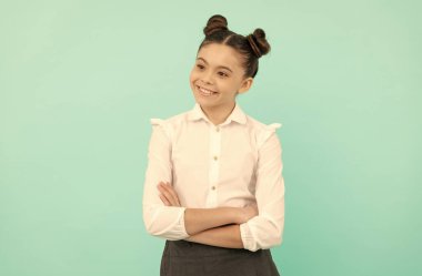 Hakkınız olduğuna emin olun. Kendine güvenen, mavi çocuksu bir geçmişi var. İlkokul çocuğu.