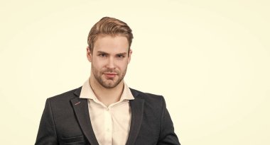 Nitelikli uzman beyazda izole edildi. Uzmana sor, boşluğu kopyala