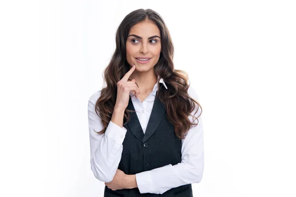 Elegante jovem empresária em fundo estúdio branco. Retrato de uma bela mulher de negócios. — Fotografia de Stock