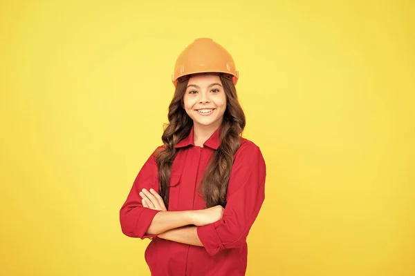 Menina Criança Feliz Capacete Protetor Para Construção Reparação — Fotografia de Stock