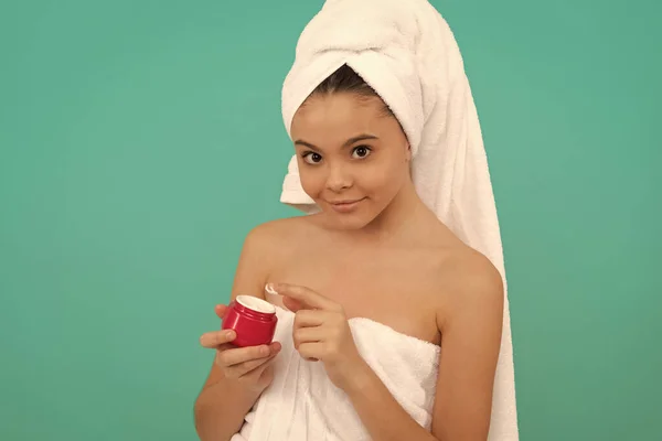 Menina Adolescente Segurar Máscara Cabelo Criança Com Creme Pele Hábito — Fotografia de Stock