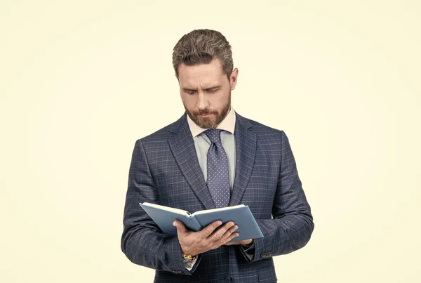 Handsome Businessman Man Businesslike Suit Reading Notes Notebook Isolated White — Stock Photo, Image