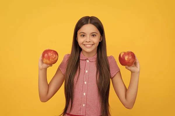 Smiling Child Hold Healthy Apple Fruit Vitamin Fructose — Stockfoto