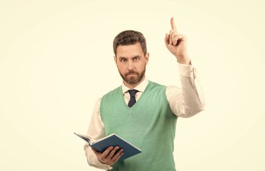 Fikir adamından esinlenerek dizüstü bilgisayarı beyaz arkaplanda izole et, ilham.