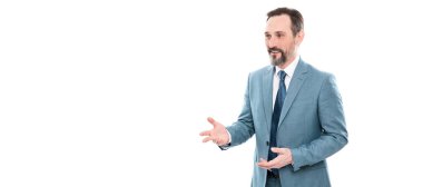 İnsan yüzü portresi, fotokopi alanı olan pankart. Takım elbiseli neşeli, olgun bir adam beyaz fotokopi odasında izole bir şekilde konuşuyor.