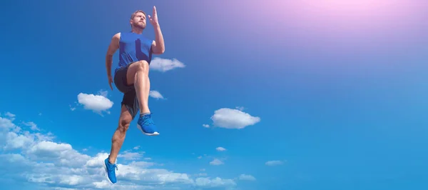 Мужчина Бегает Прыгает Баннер Копировальным Пространством Здоровый Человек Бежит Парень — стоковое фото