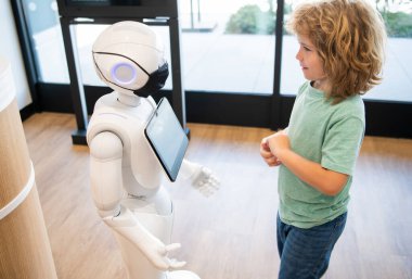 Küçük çocuk robot yapay zekasıyla etkileşim, etkileşim....