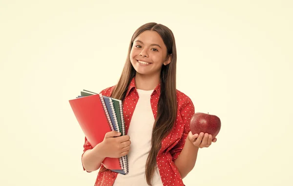 Feliz Adolescente Menina Segurar Escola Copybook Para Estudar Maçã Almoço — Fotografia de Stock