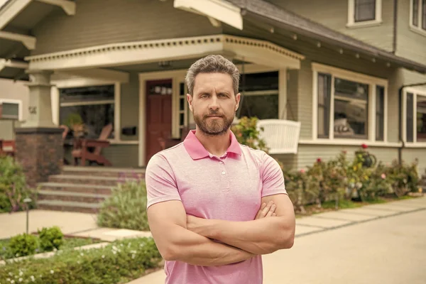 Bearded Man Realtor Selling Renting House Business — Stock Photo, Image
