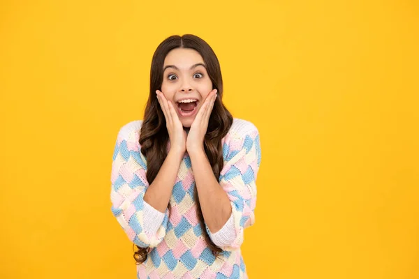 Shocked Teenager Child Amazed Look Yellow Background Amazement Excited Face — Stock Photo, Image