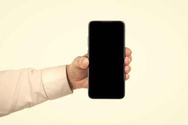 cep telefonu ekran kopyalama alanı beyaz el ile izole edilmiş, reklam.