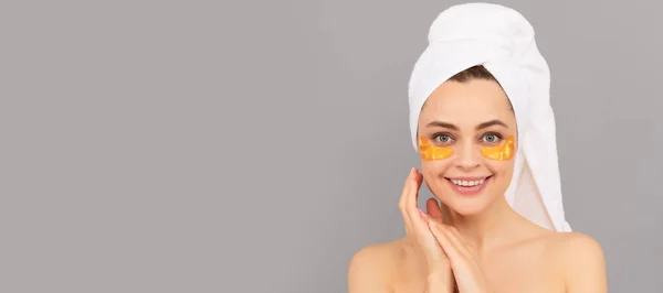 Eye Patches Patch Eyes Happy Woman Terry Towel Use Facial — Stock Photo, Image