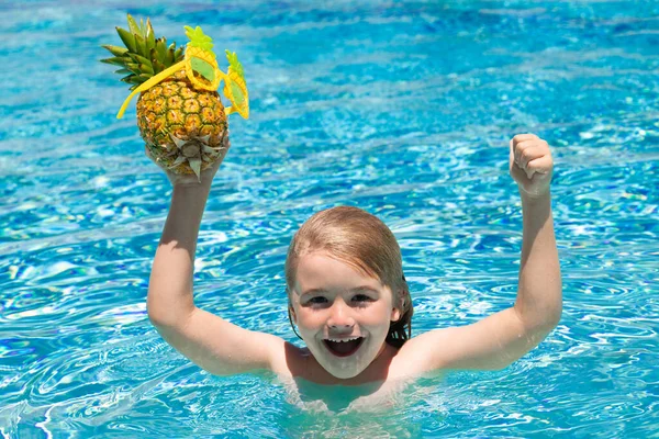 Summer Vacation Cute Kid Swimming Pool Children Play Tropical Resort — Zdjęcie stockowe