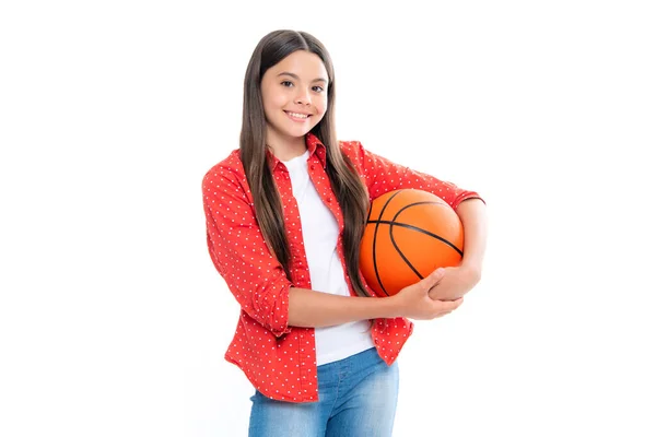 Дівчинка Підліток Баскетбольним Ячем Портрет Щасливої Усміхненої Дівчинки Підлітка — стокове фото