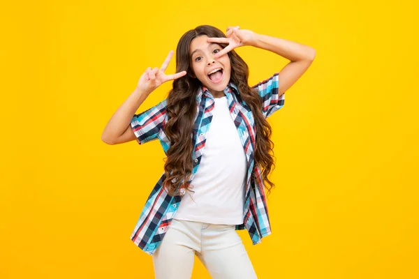 Amazed Teen Girl Excited Expression Cheerful Glad Successful Winner Child — Φωτογραφία Αρχείου